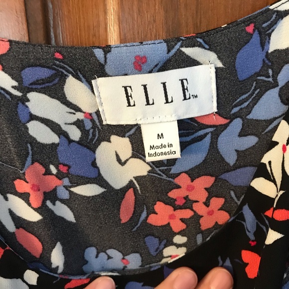 Sundress - Picture 5 of 7